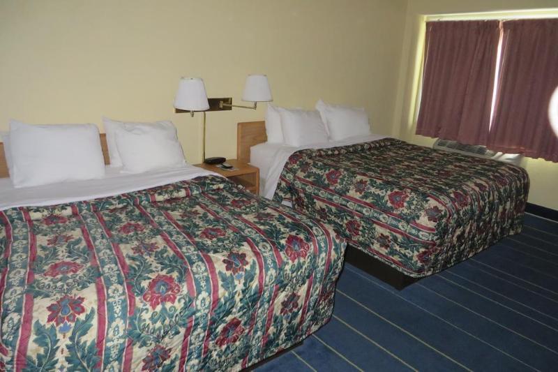 Days Inn By Wyndham Alexandria Mn Exterior foto