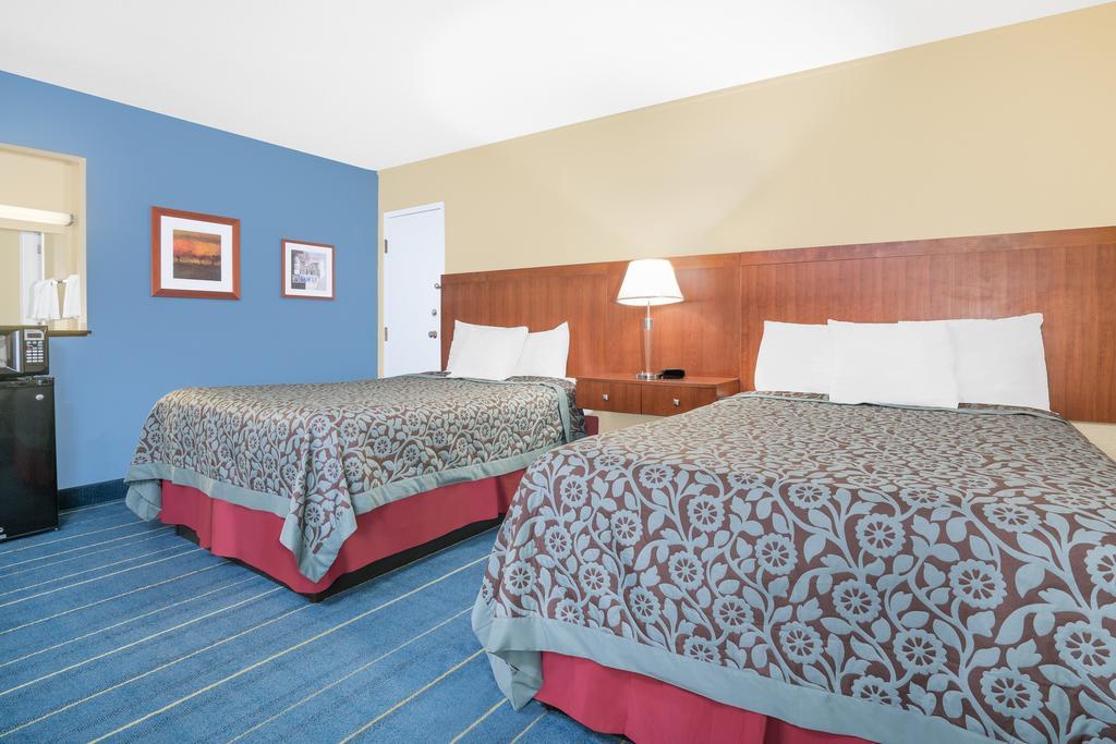 Days Inn By Wyndham Alexandria Mn Zimmer foto